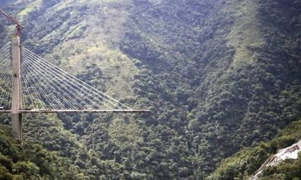Construcción del puente colapsado entre Bogotá y Villavicencio se retrasaría dos años