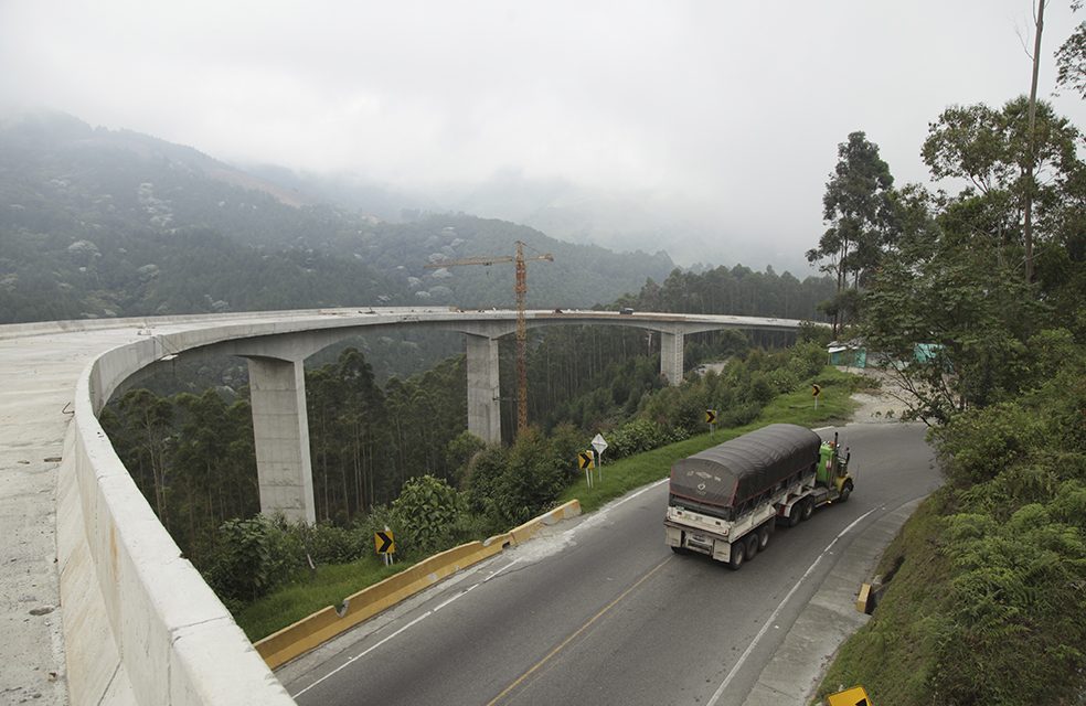 Interesados en licitación de La Línea visitaron el proyecto