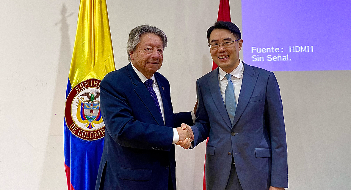 La Sociedad Colombiana de Ingenieros impulsa la cooperación internacional en ciencia espacial